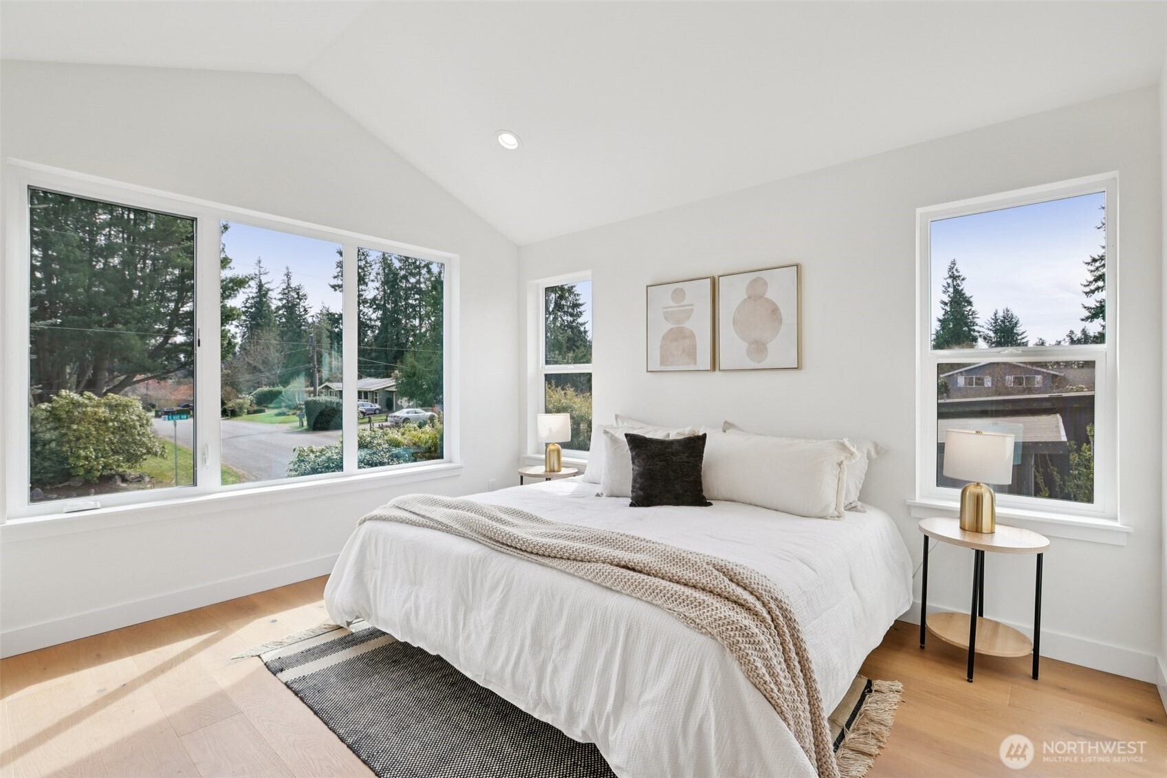 20205 5th Avenue NW, Shoreline, WA 98177