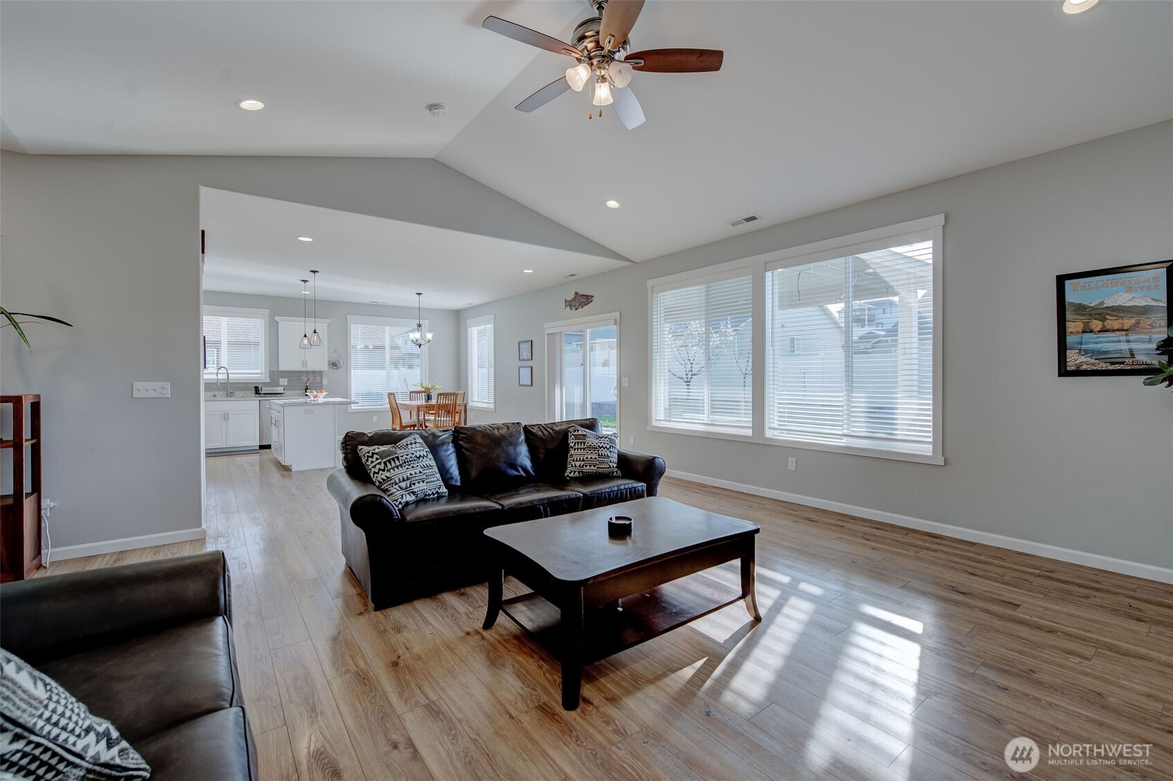 479 Sunny Brooke Lane , Chelan, WA 98816