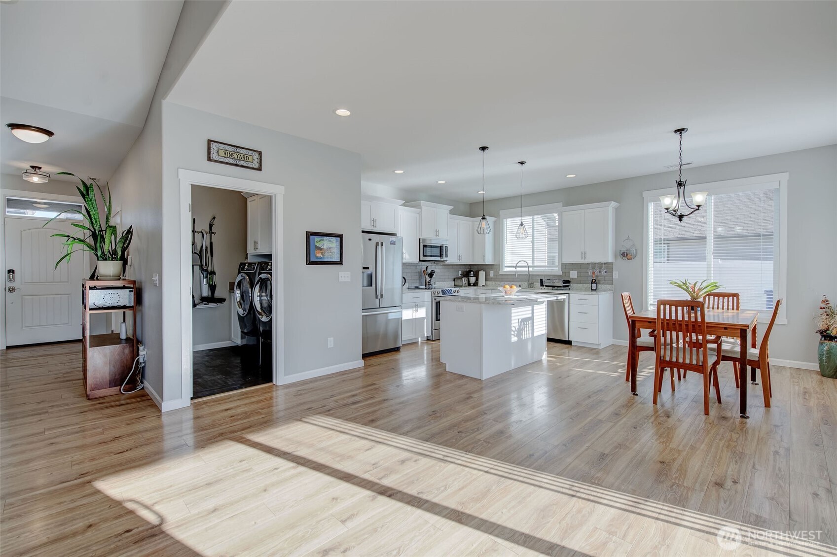 479 Sunny Brooke Lane , Chelan, WA 98816