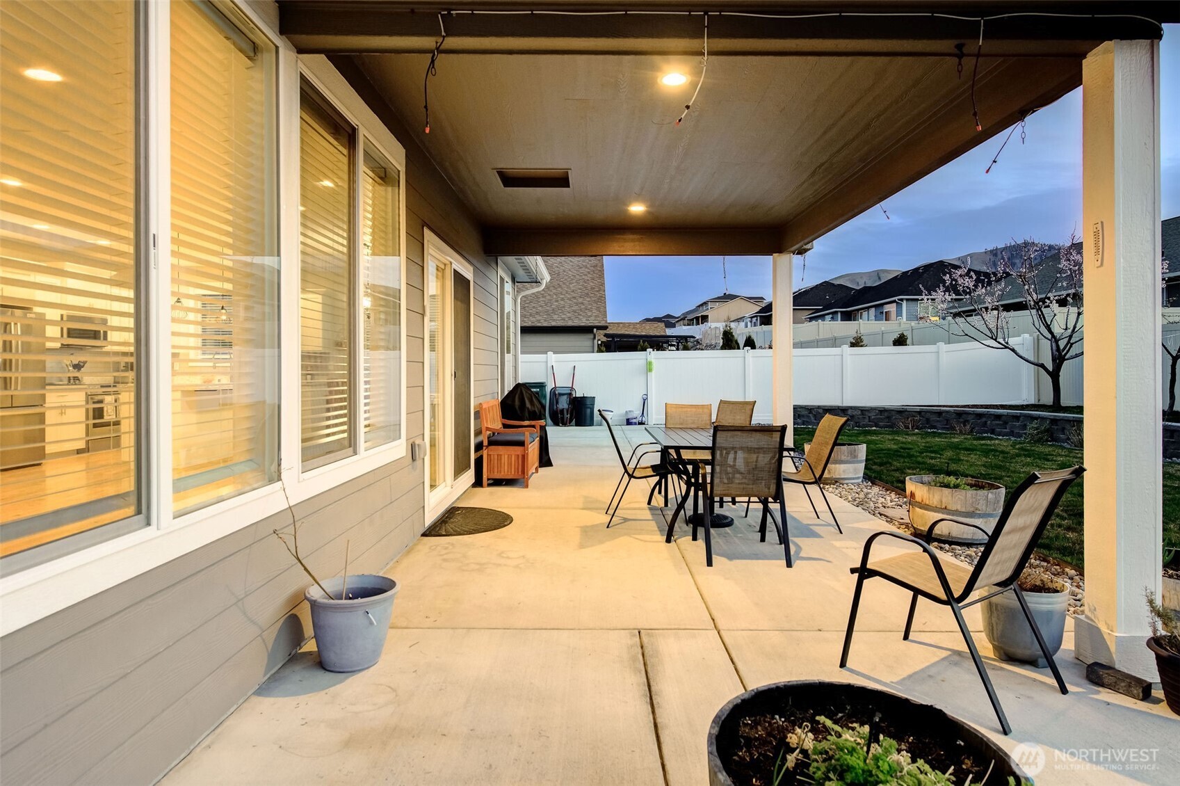 479 Sunny Brooke Lane , Chelan, WA 98816