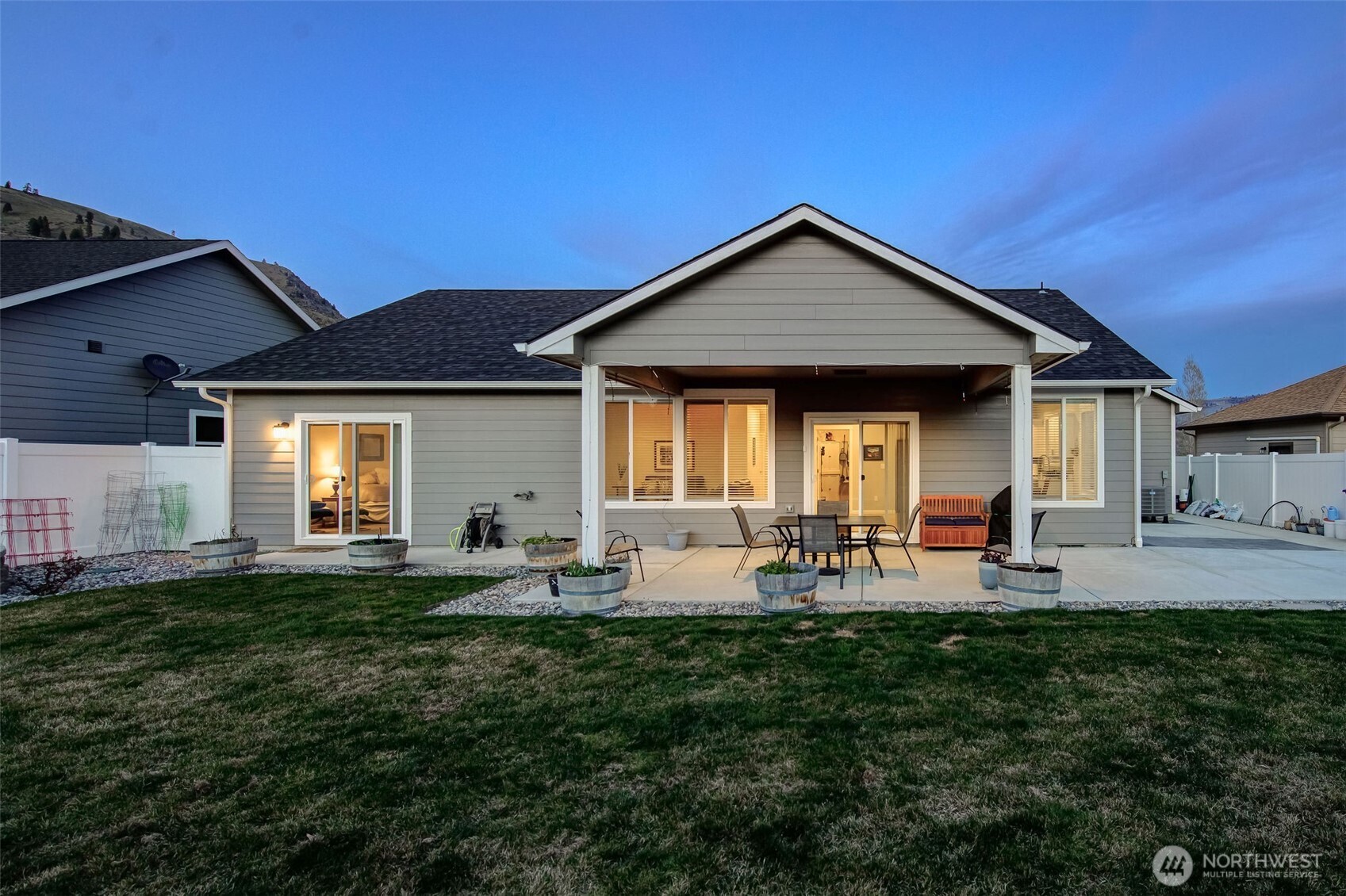 479 Sunny Brooke Lane , Chelan, WA 98816