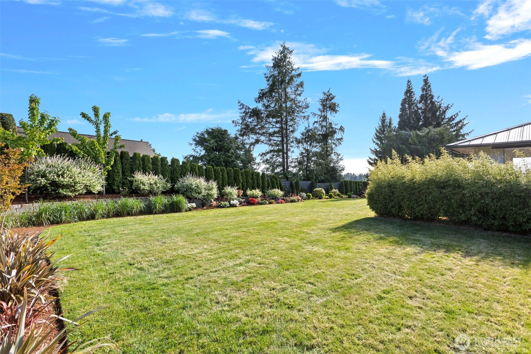 8631 NE 19th Place , Clyde Hill, WA 98004