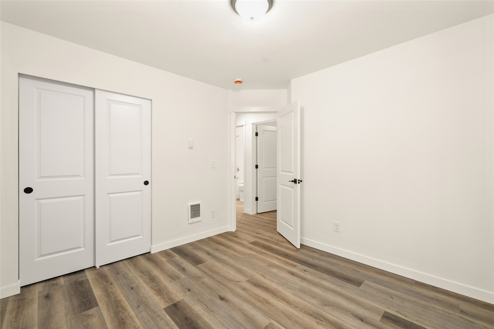 56114 343rd Avenue Ct E, Ashford, WA 98304