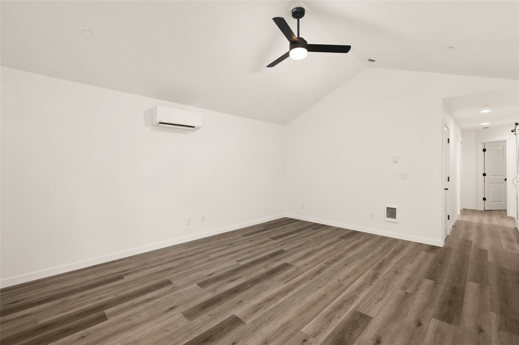 56114 343rd Avenue Ct E, Ashford, WA 98304