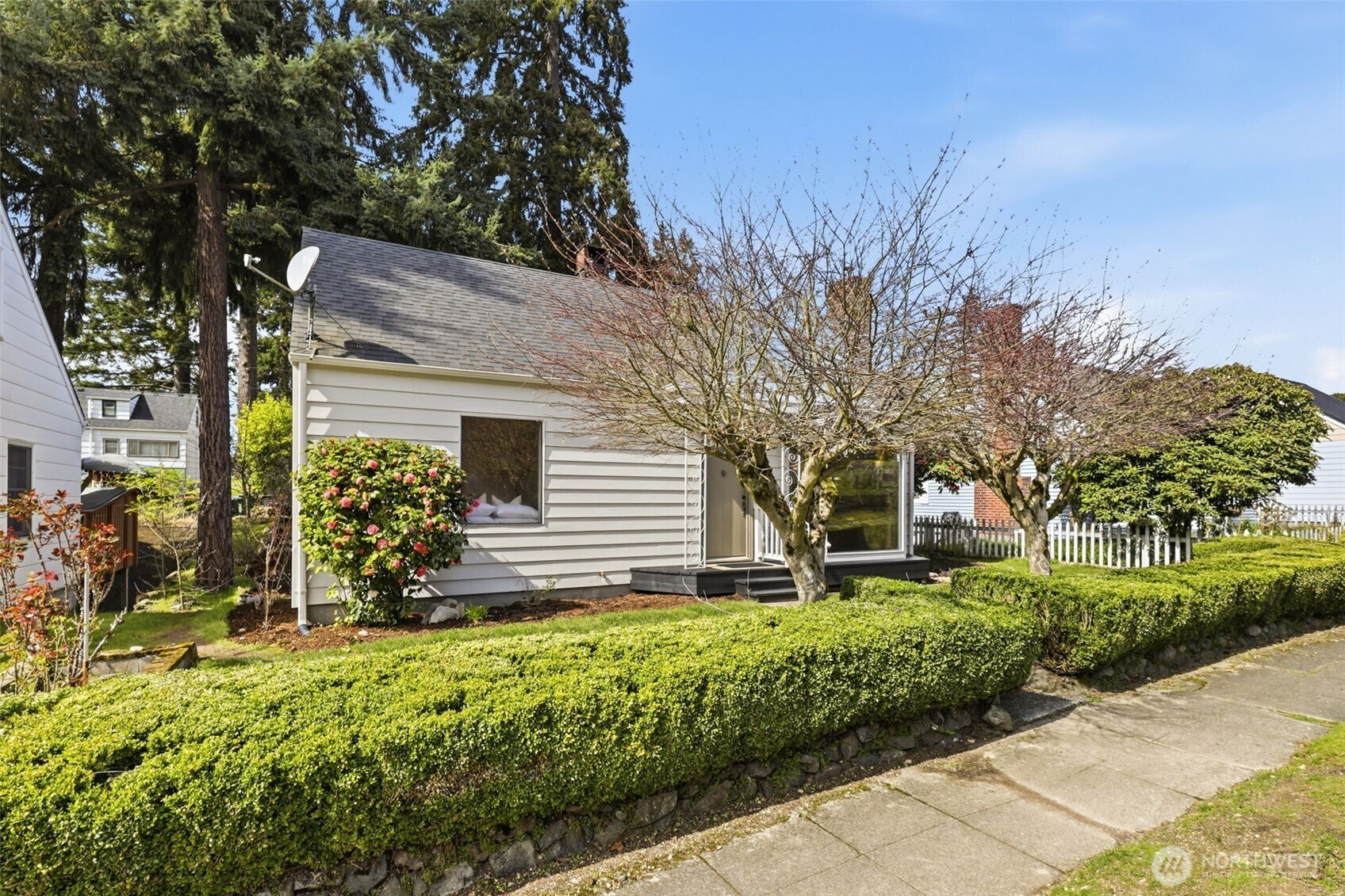 354 Farallone Avenue , Fircrest, WA 98466