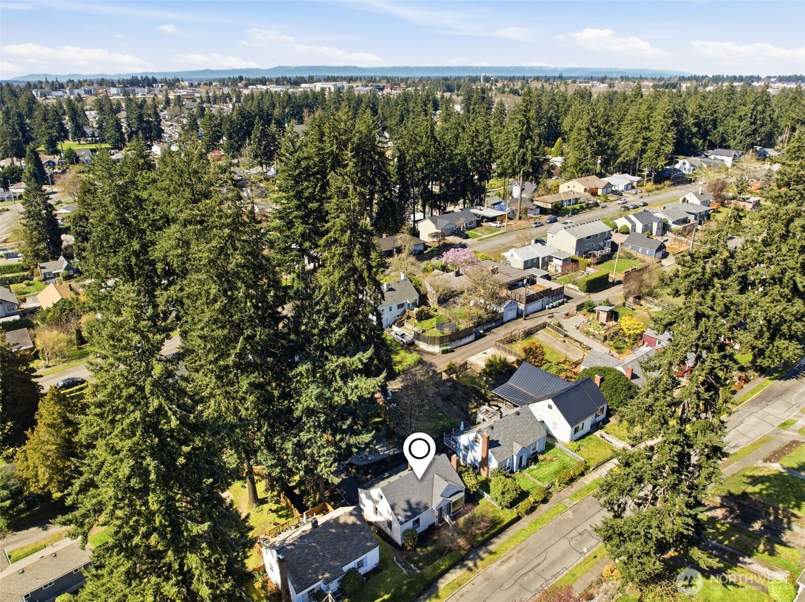 354 Farallone Avenue , Fircrest, WA 98466
