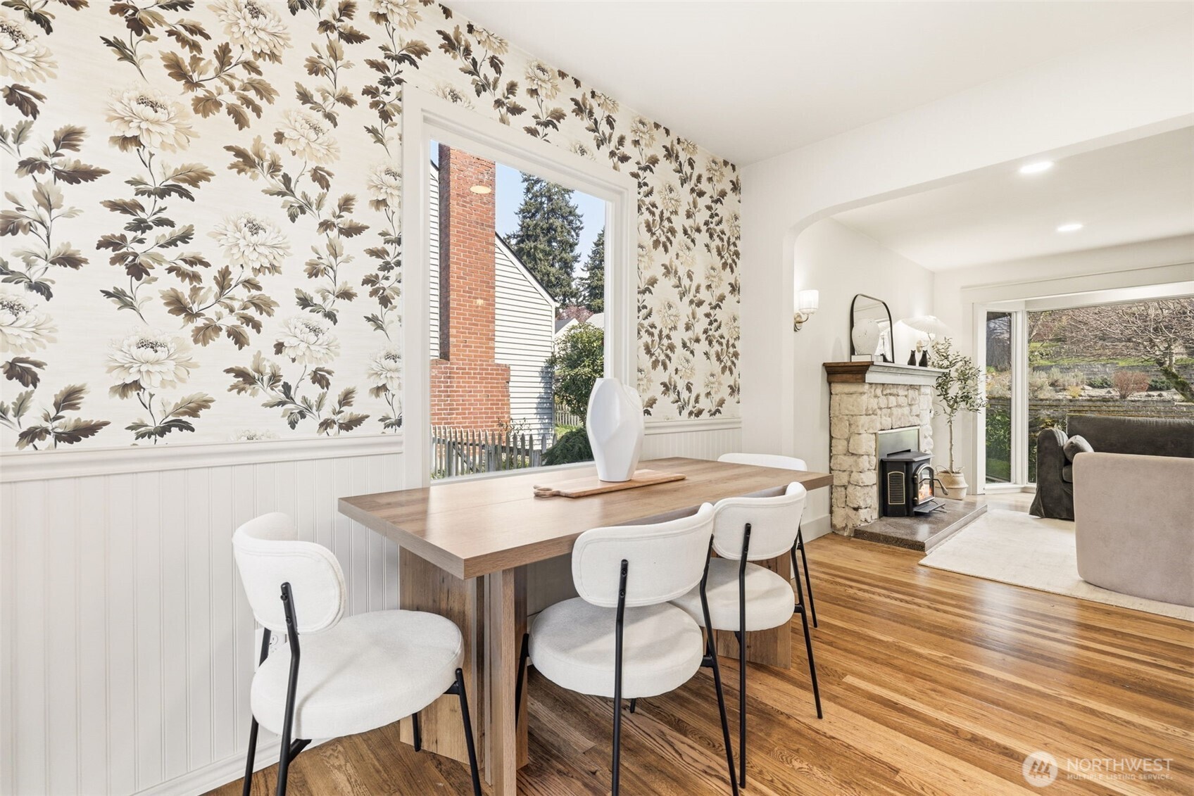 354 Farallone Avenue , Fircrest, WA 98466