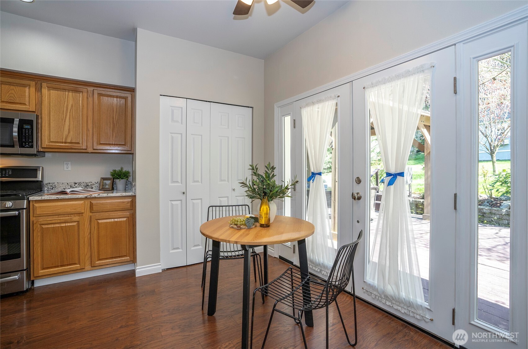 6411 65th Avenue NW, Gig Harbor, WA 98335