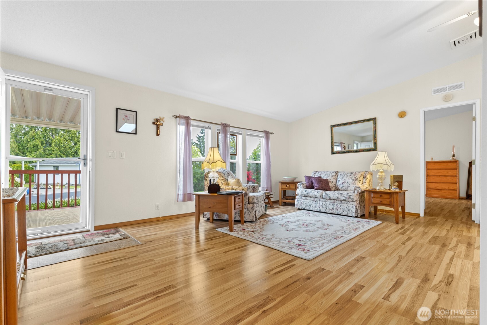 14727 43rd Avenue NE #105, Marysville, WA 98271-8936
