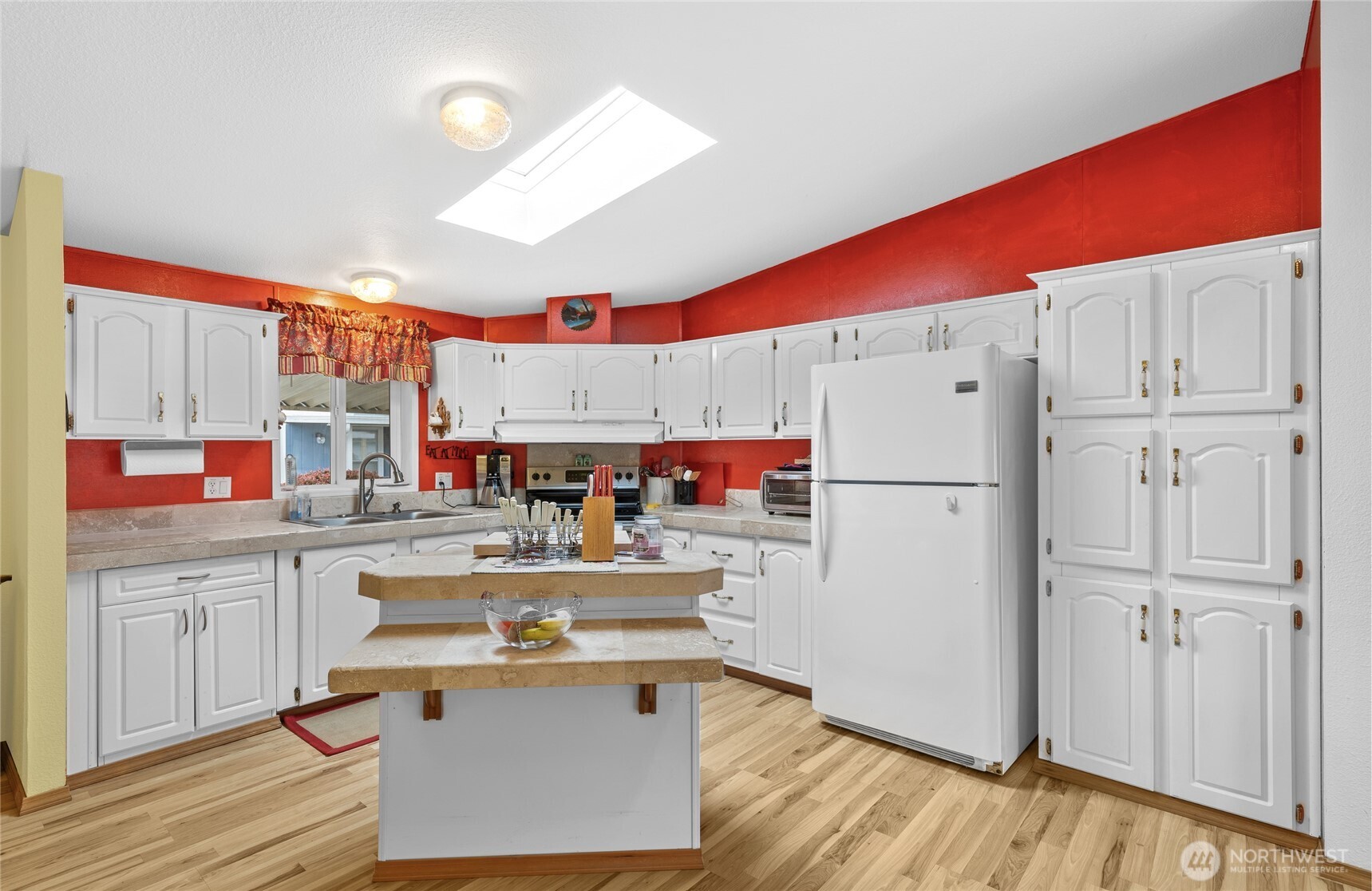 14727 43rd Avenue NE #105, Marysville, WA 98271-8936