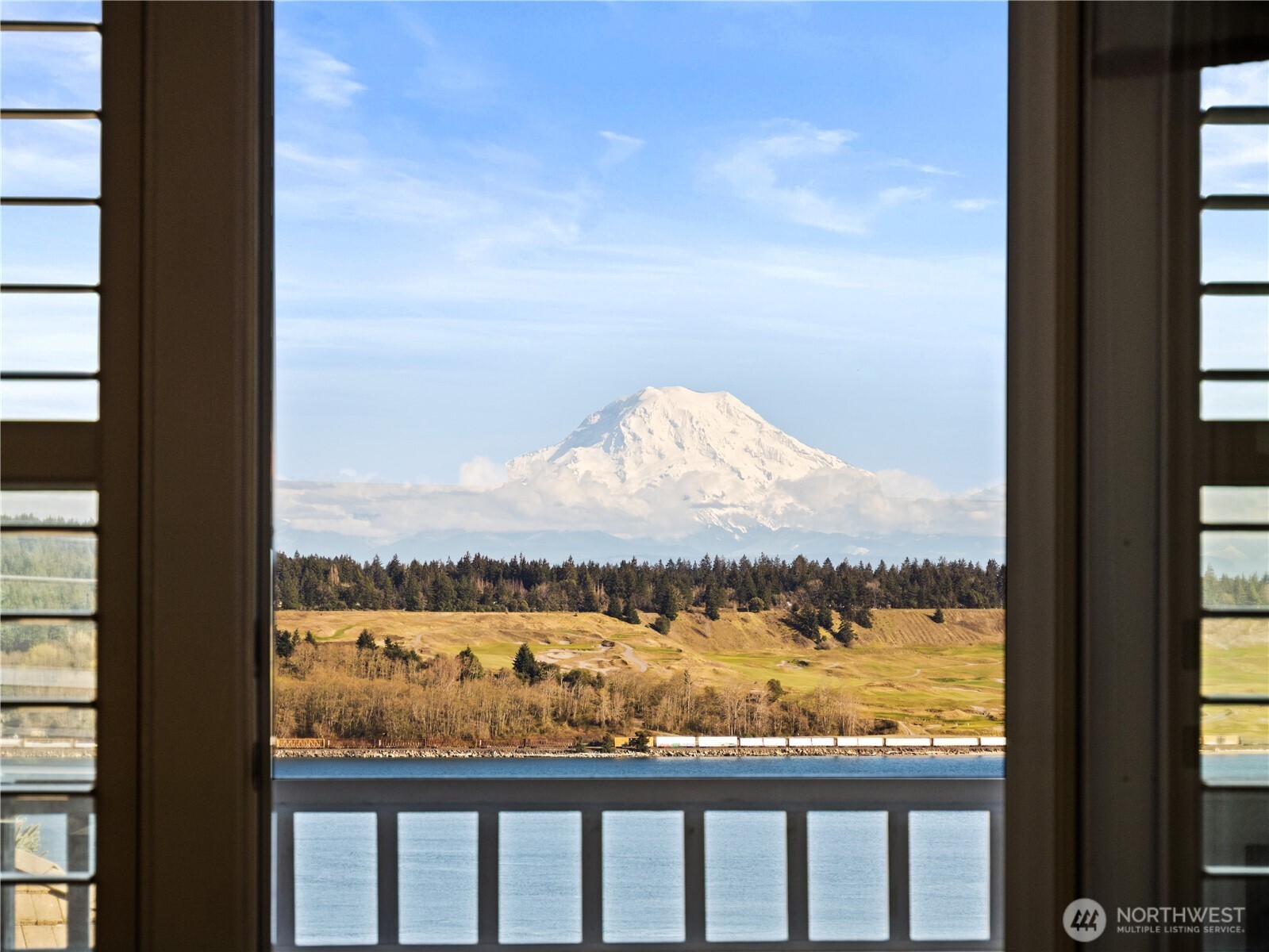 1559 13th AVE , Fox Island, WA 98333