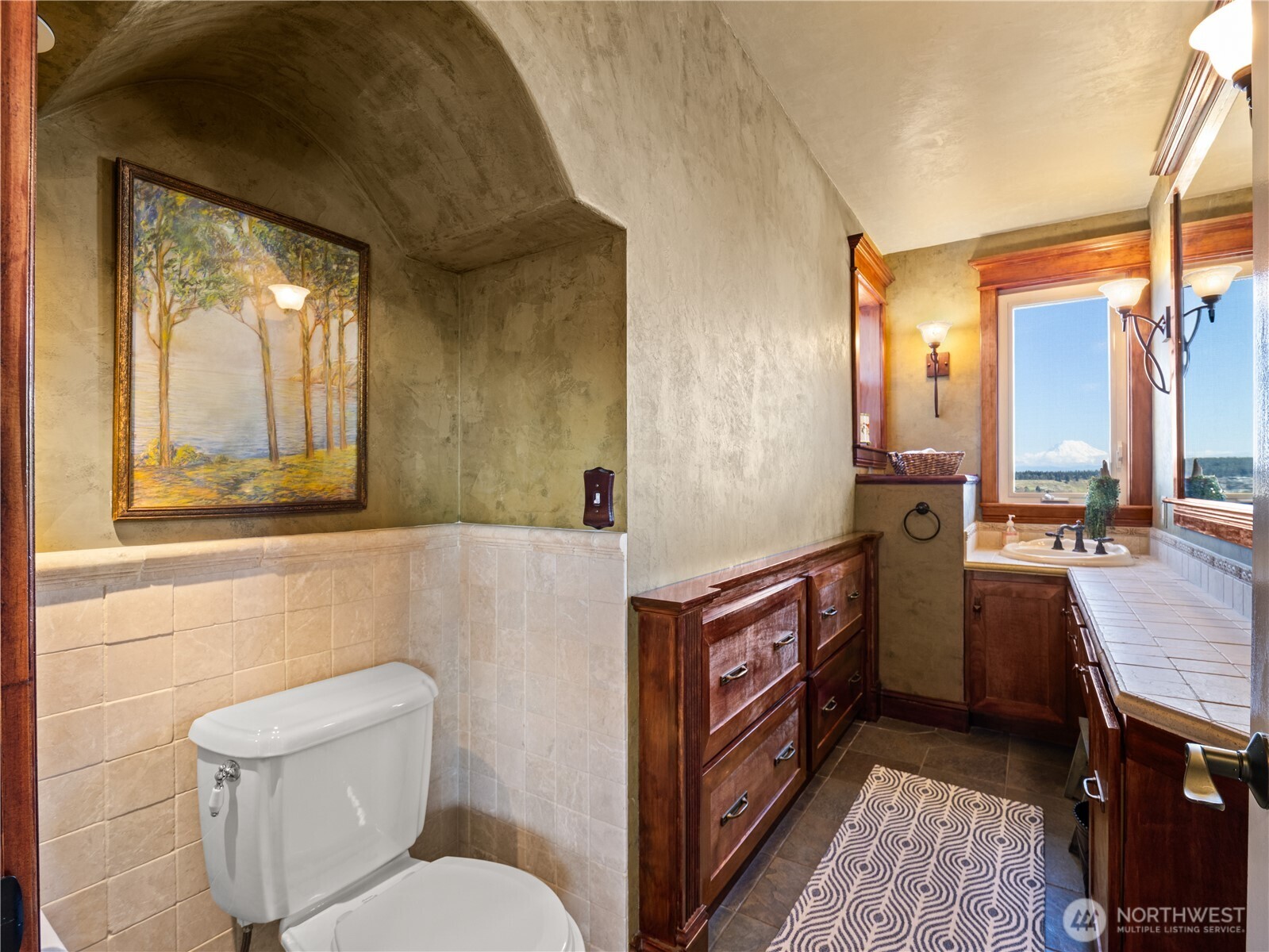 1559 13th AVE , Fox Island, WA 98333