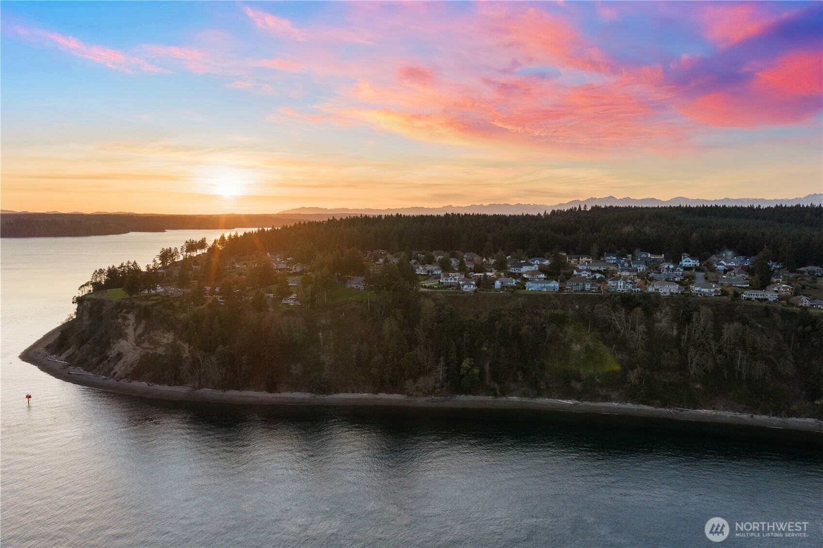 1559 13th AVE , Fox Island, WA 98333