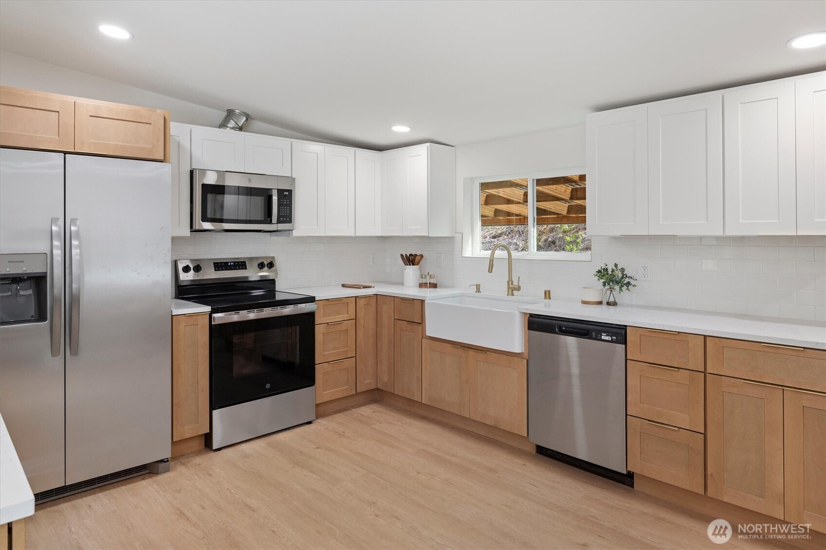 18280 E State Route 106 , Belfair, WA 98528