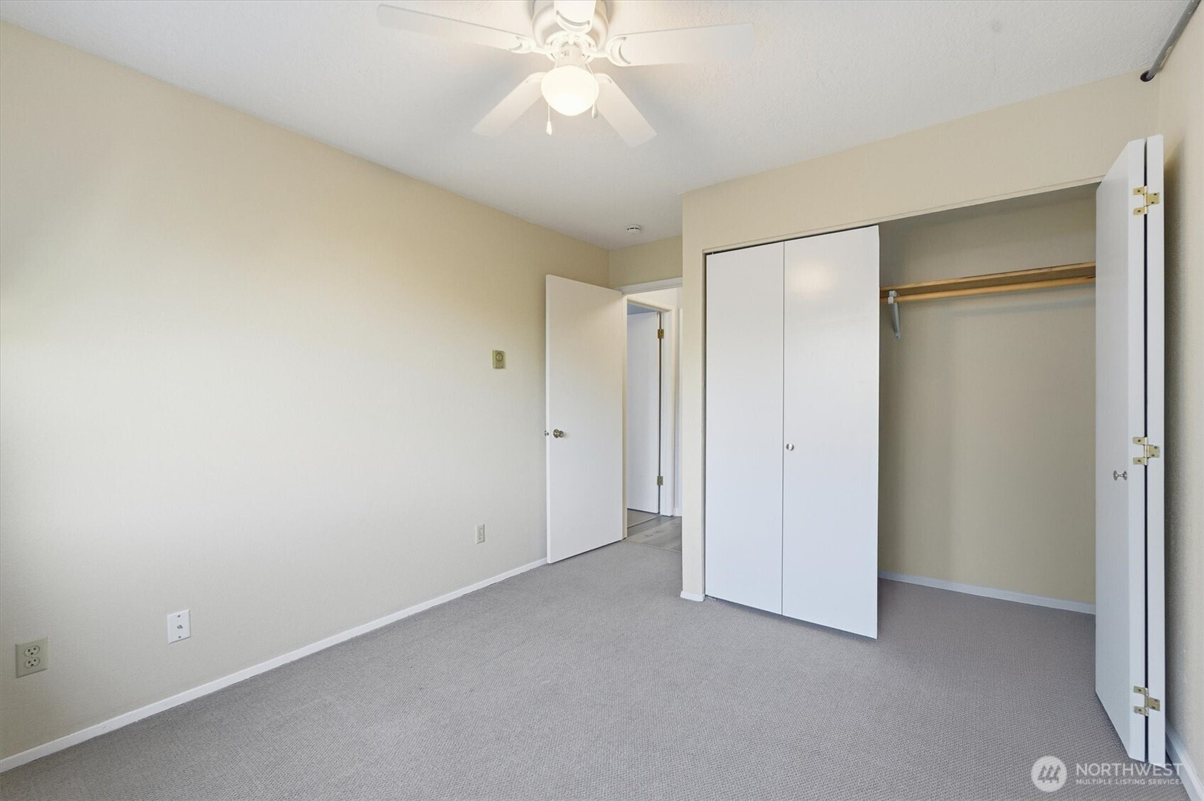 2005 Tibbetts Drive #209, Longview, WA 98632