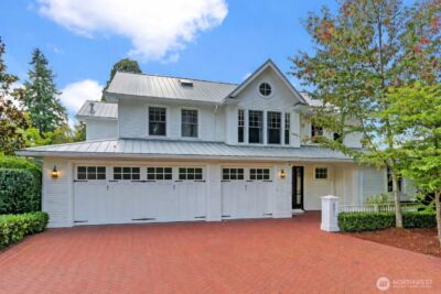 8975 NE 10th Street , Bellevue, WA 98004