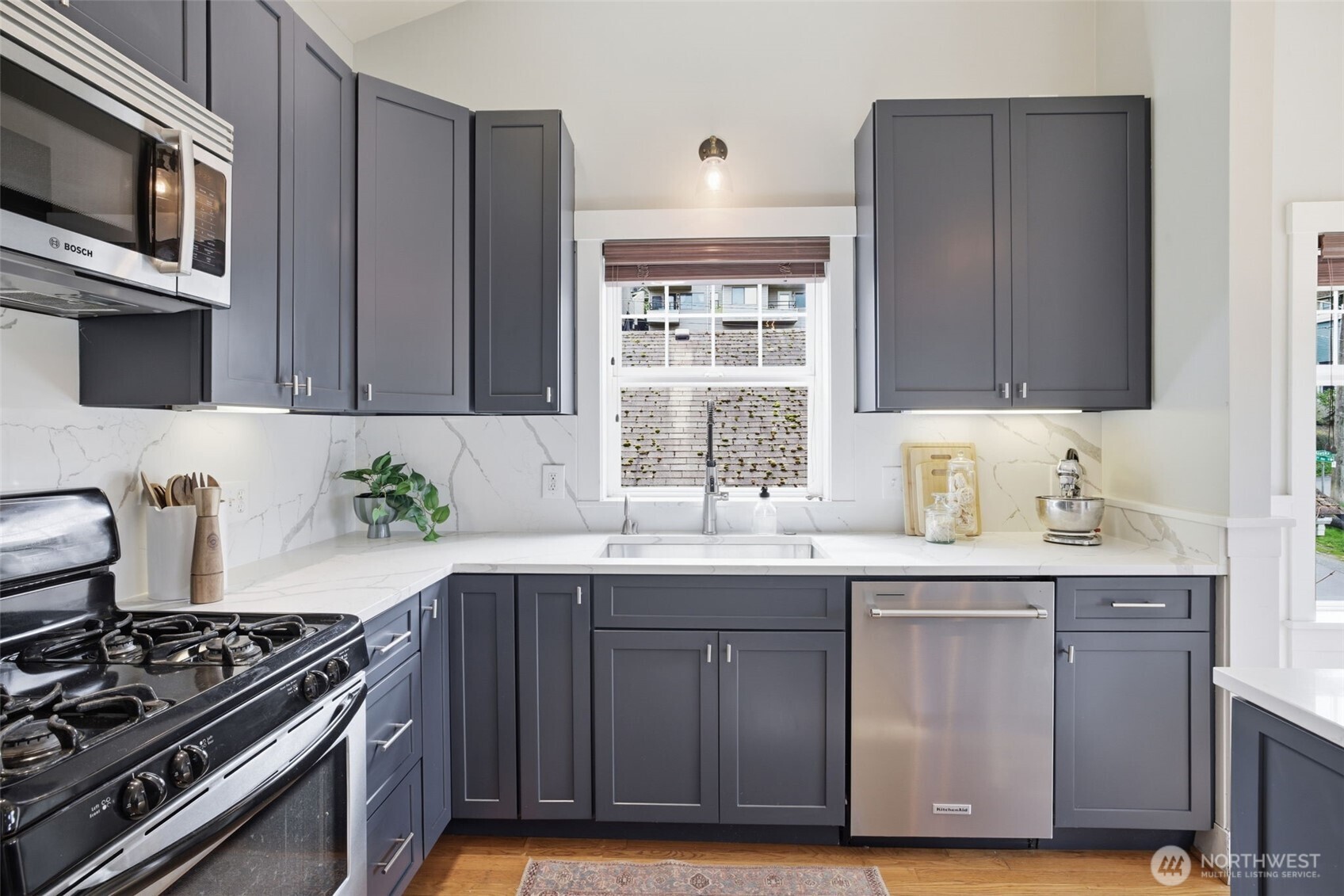 4606 41St Avenue S, Seattle, WA 98118