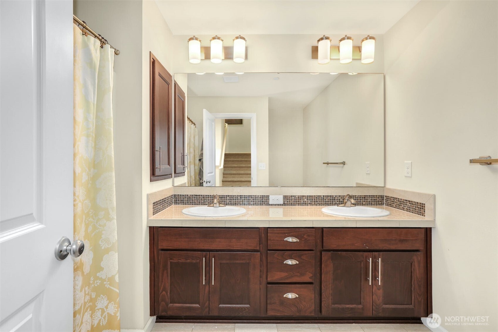 2523 NE Mulberry Walk , Issaquah, WA 98029