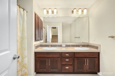 2523 NE Mulberry Walk , Issaquah, WA 98029 - Photo 18