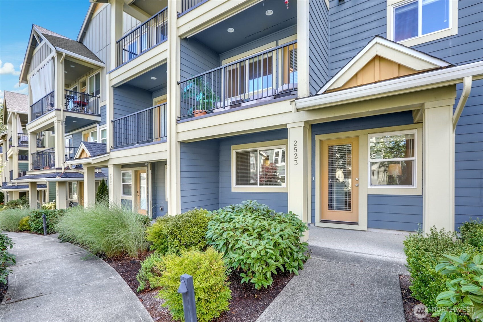 2523 NE Mulberry Walk , Issaquah, WA 98029