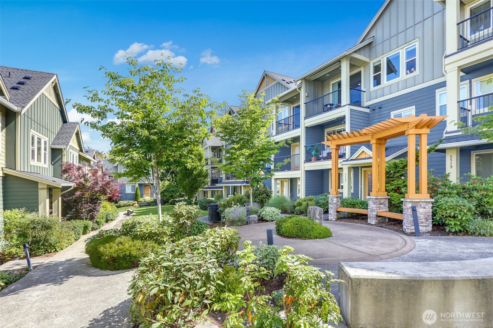 2523 NE Mulberry Walk , Issaquah, WA 98029