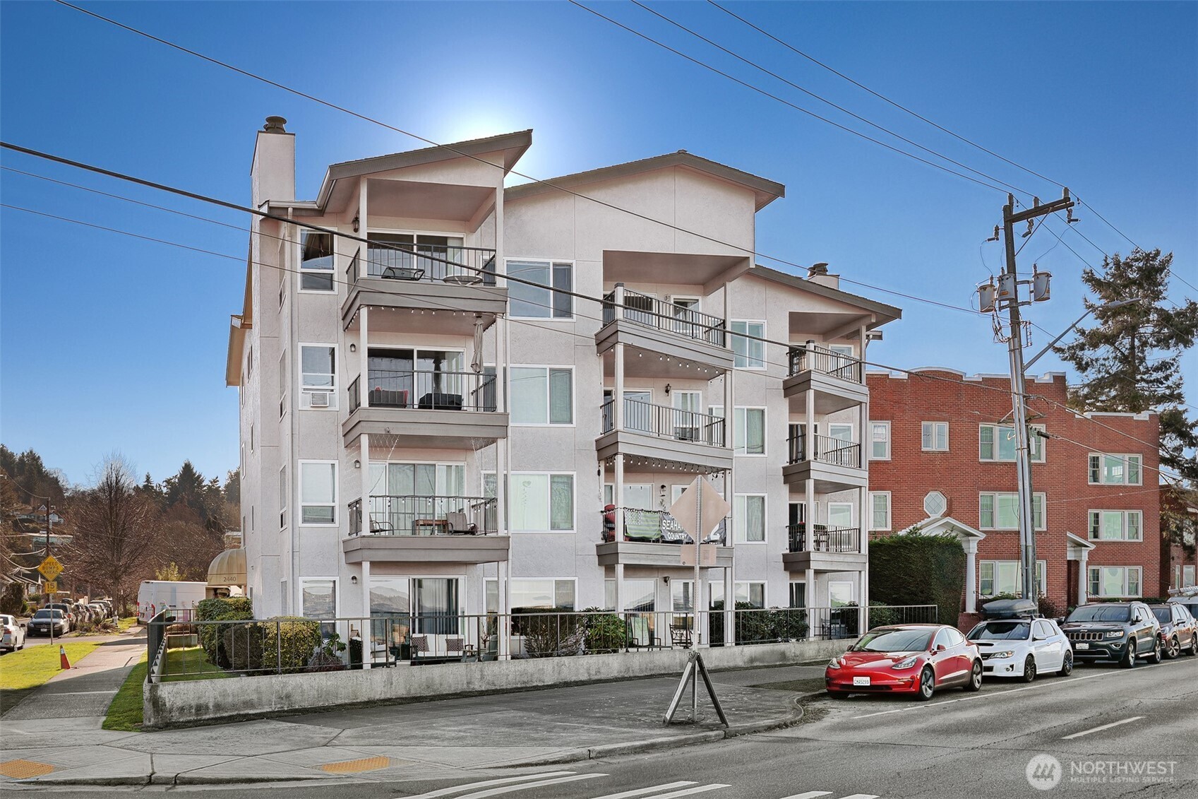 2440 Alki Avenue SW, Seattle, WA 98116