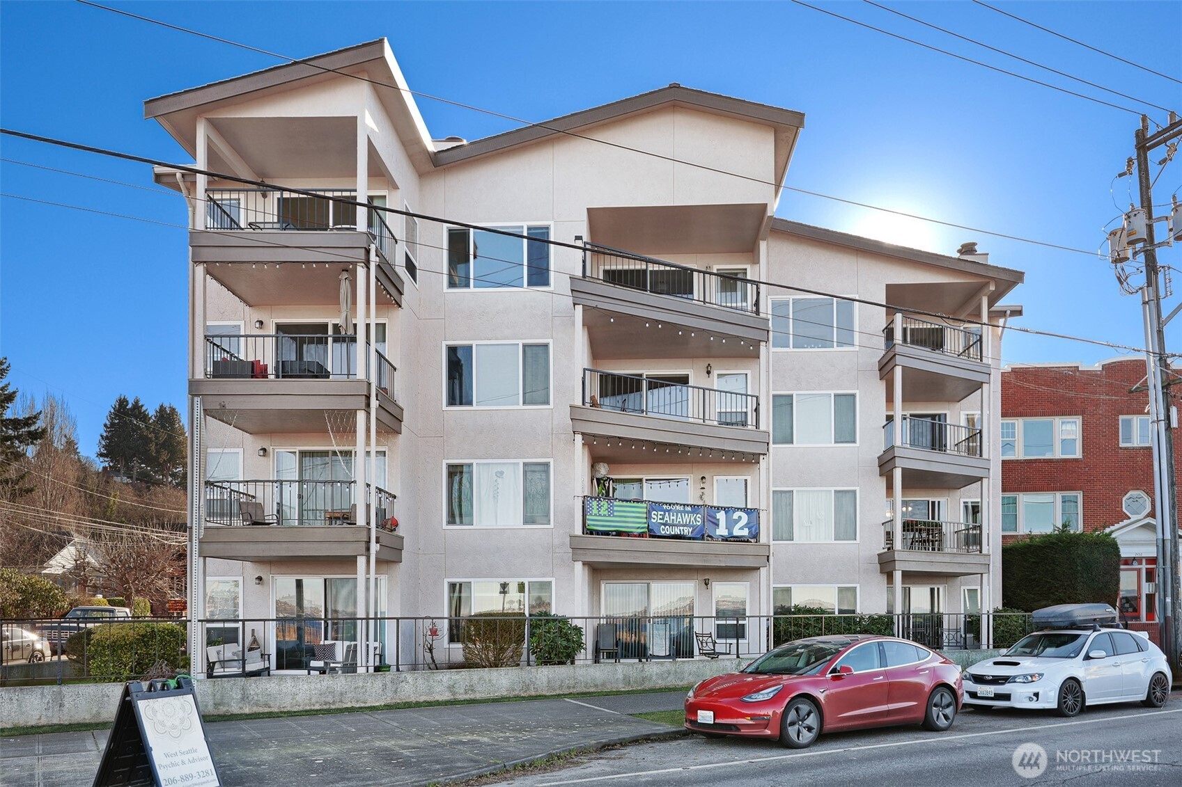 2440 Alki Avenue SW, Seattle, WA 98116