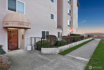 2440 Alki Avenue SW, Seattle, WA 98116 - Photo 21