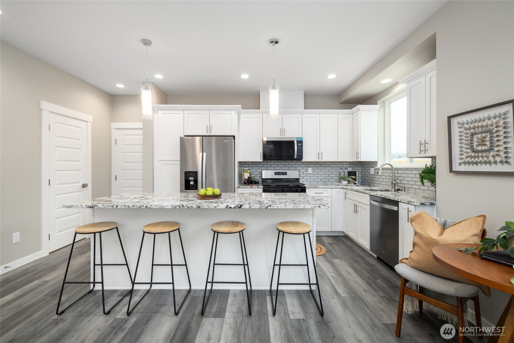 1515 N Waugh Road #B, Mount Vernon, WA 98273