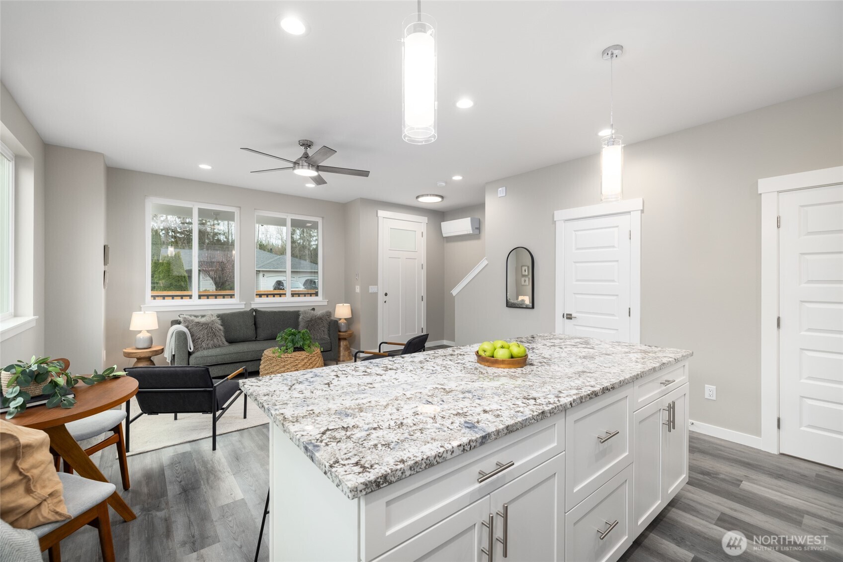 1515 N Waugh Road #B, Mount Vernon, WA 98273