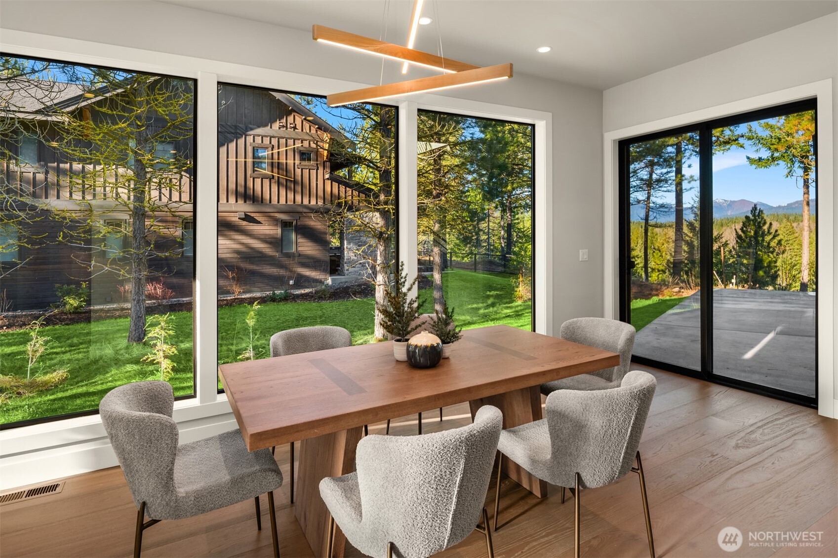 831 Gold Leaf Lane , Cle Elum, WA 98922