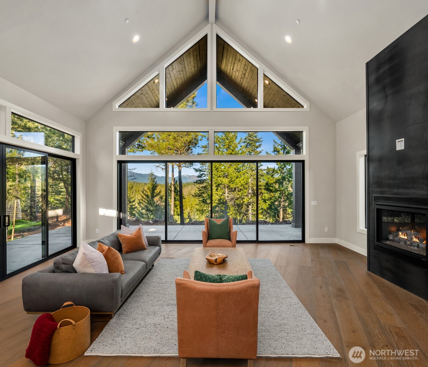 831 Gold Leaf Lane , Cle Elum, WA 98922