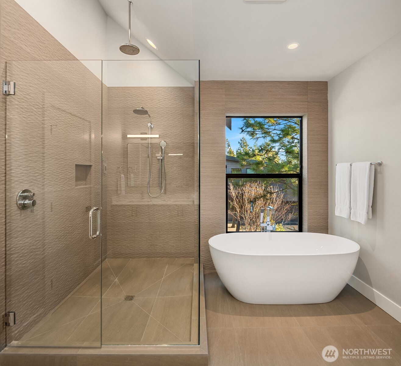 831 Gold Leaf Lane , Cle Elum, WA 98922