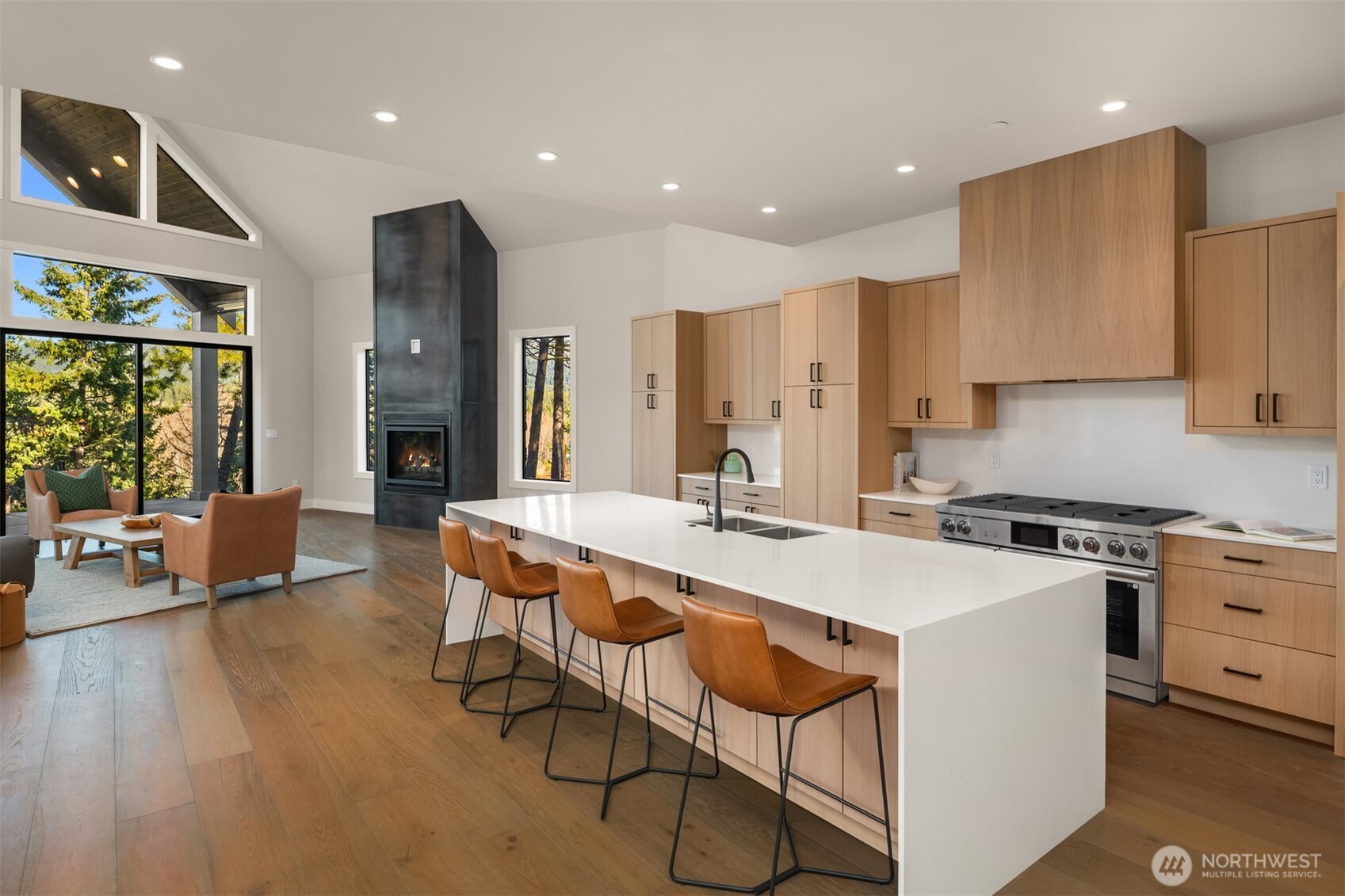 831 Gold Leaf Lane , Cle Elum, WA 98922