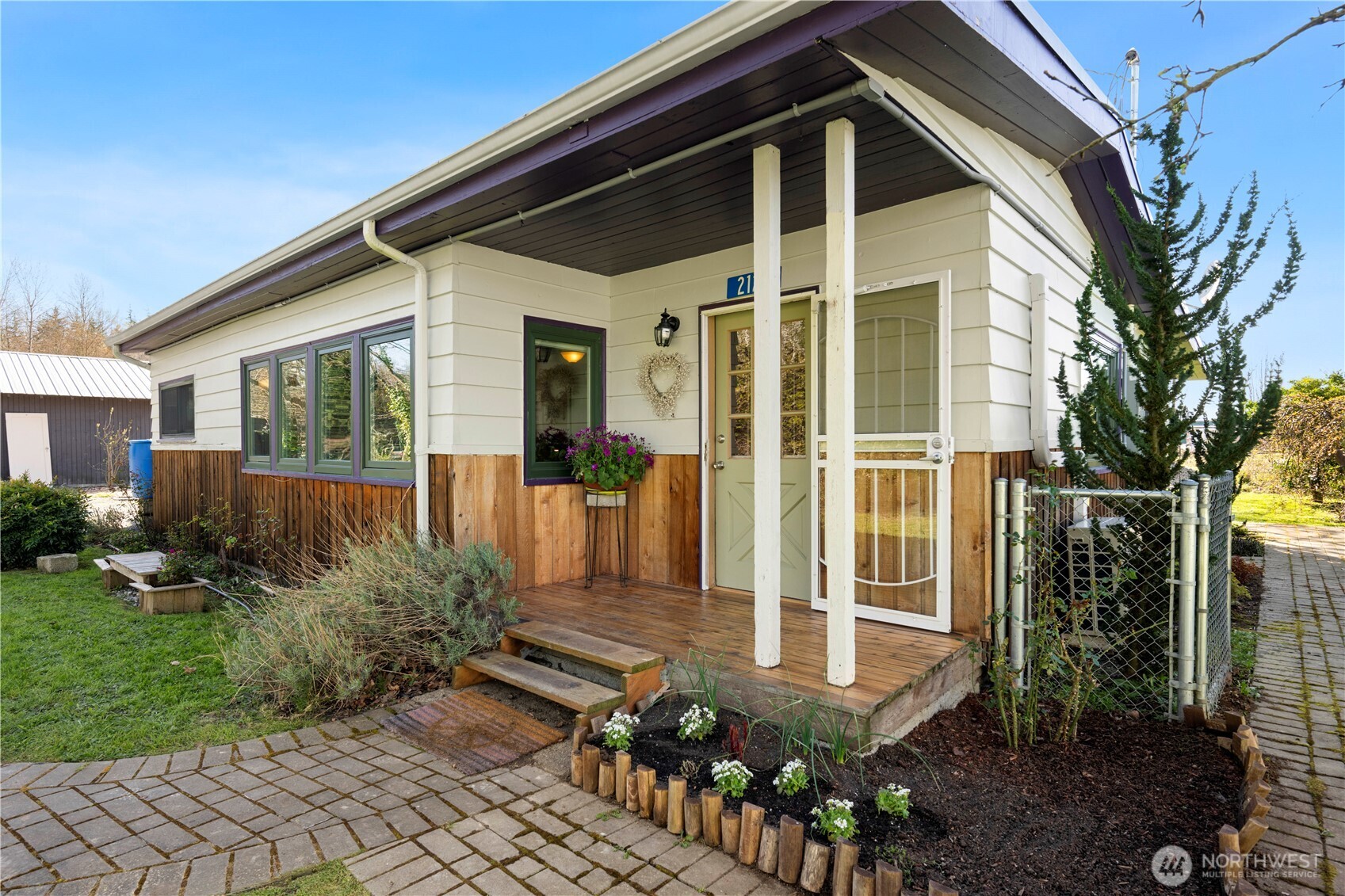 2125 Gunn Road , Mount Vernon, WA 98273