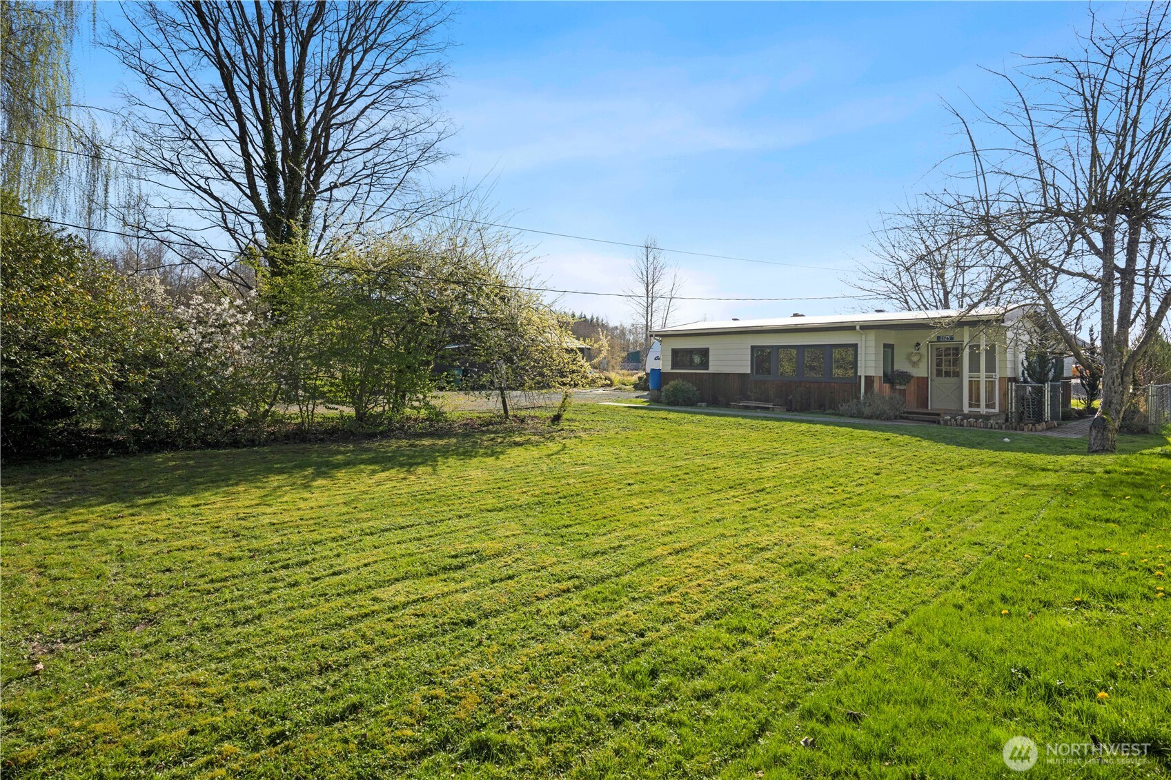 2125 Gunn Road , Mount Vernon, WA 98273