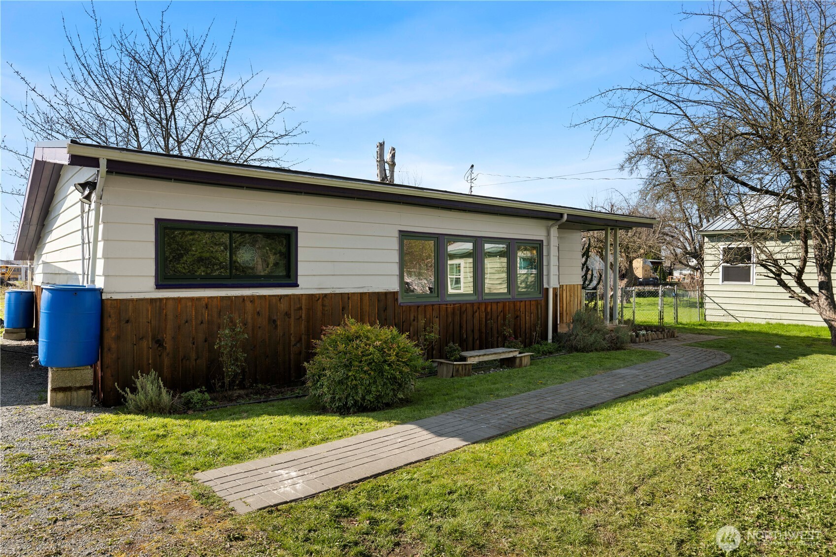 2125 Gunn Road , Mount Vernon, WA 98273