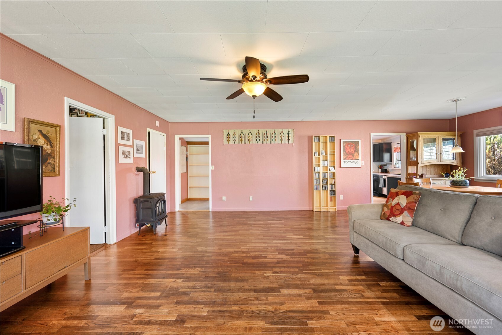 2125 Gunn Road , Mount Vernon, WA 98273