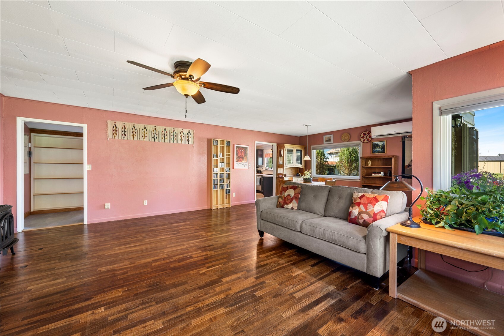 2125 Gunn Road , Mount Vernon, WA 98273