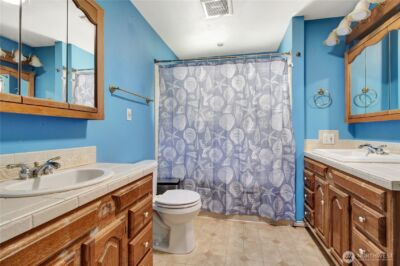 12001 Robinhood Lane , Snohomish, WA 98290 - Photo 20