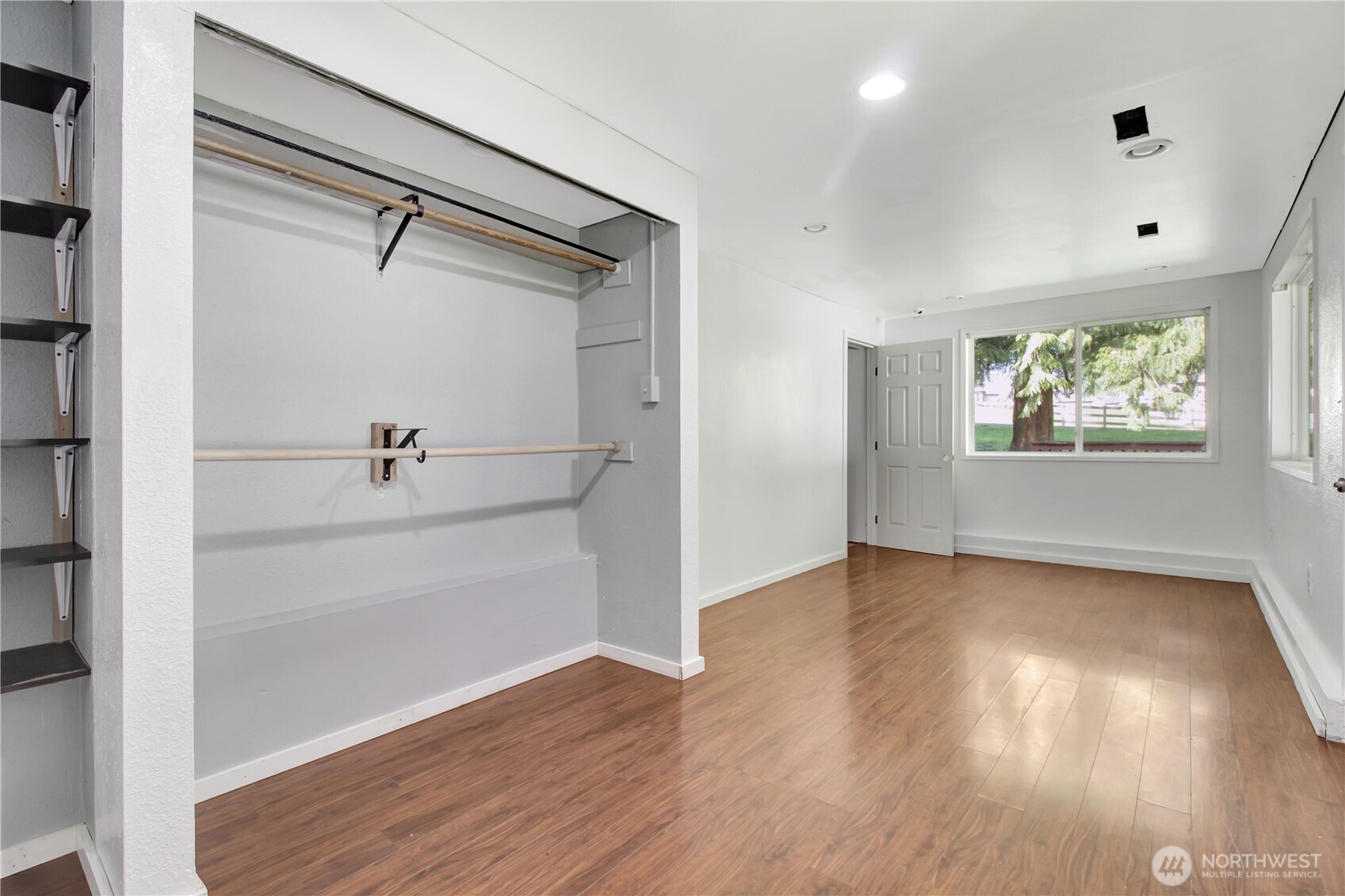 12001 Robinhood Lane , Snohomish, WA 98290