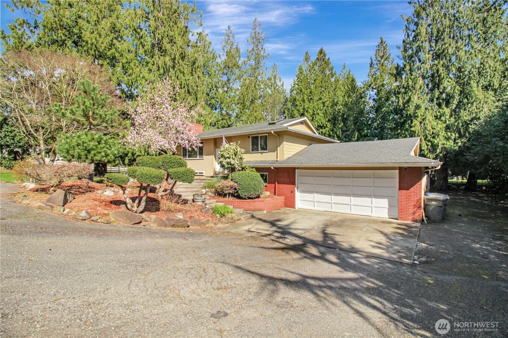 12001 Robinhood Lane , Snohomish, WA 98290