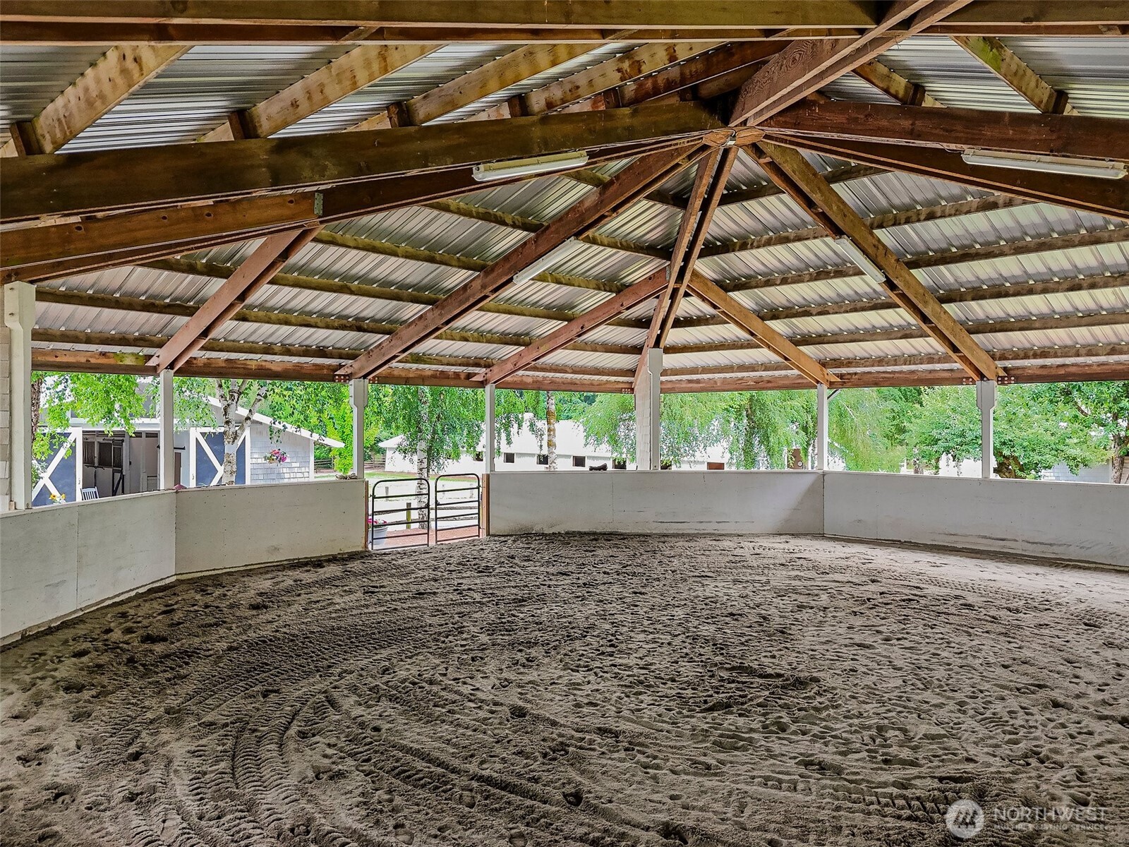 20722 SE 34th Street #2, Sammamish, WA 98075