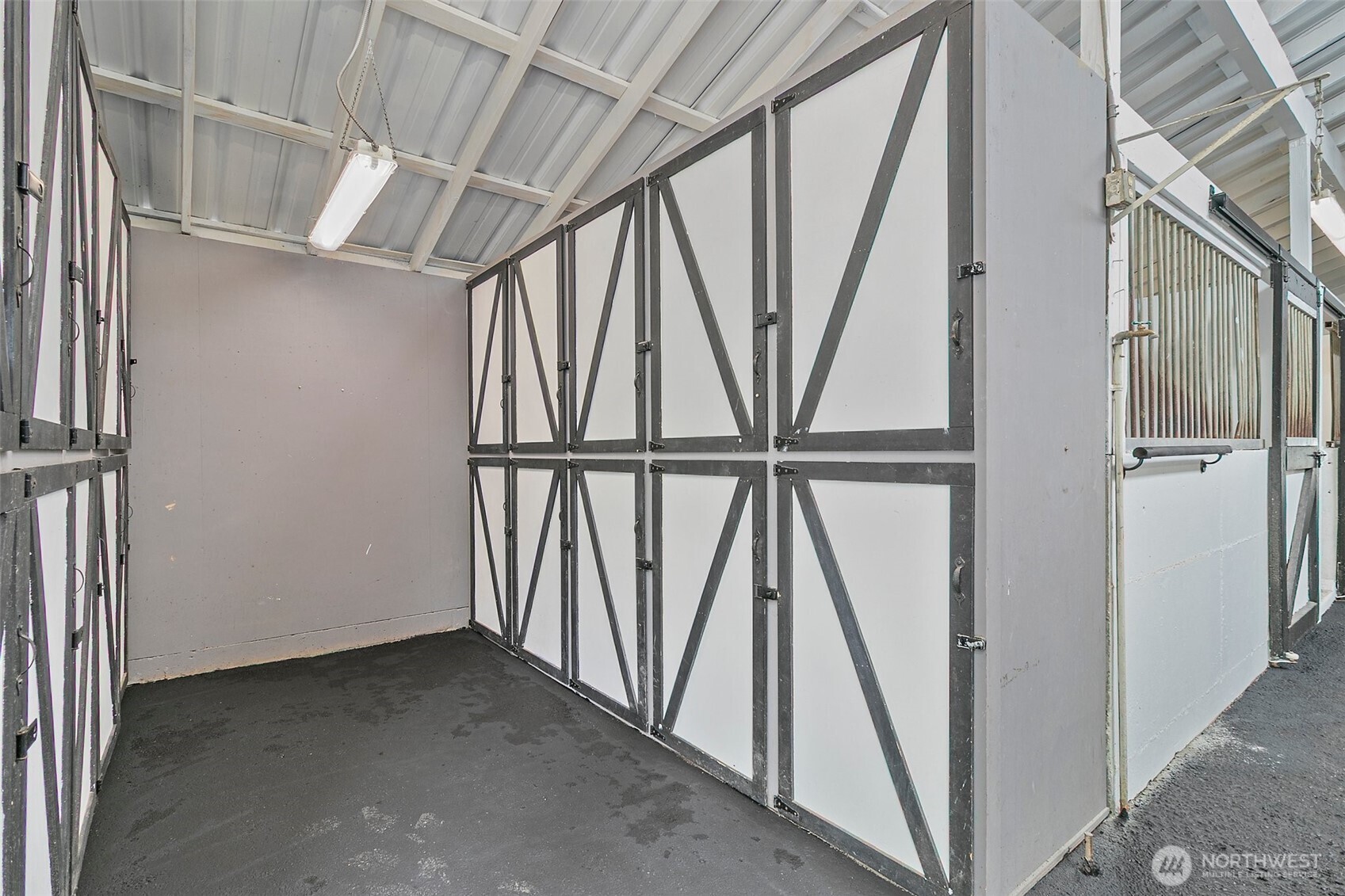 20722 SE 34th Street #2, Sammamish, WA 98075