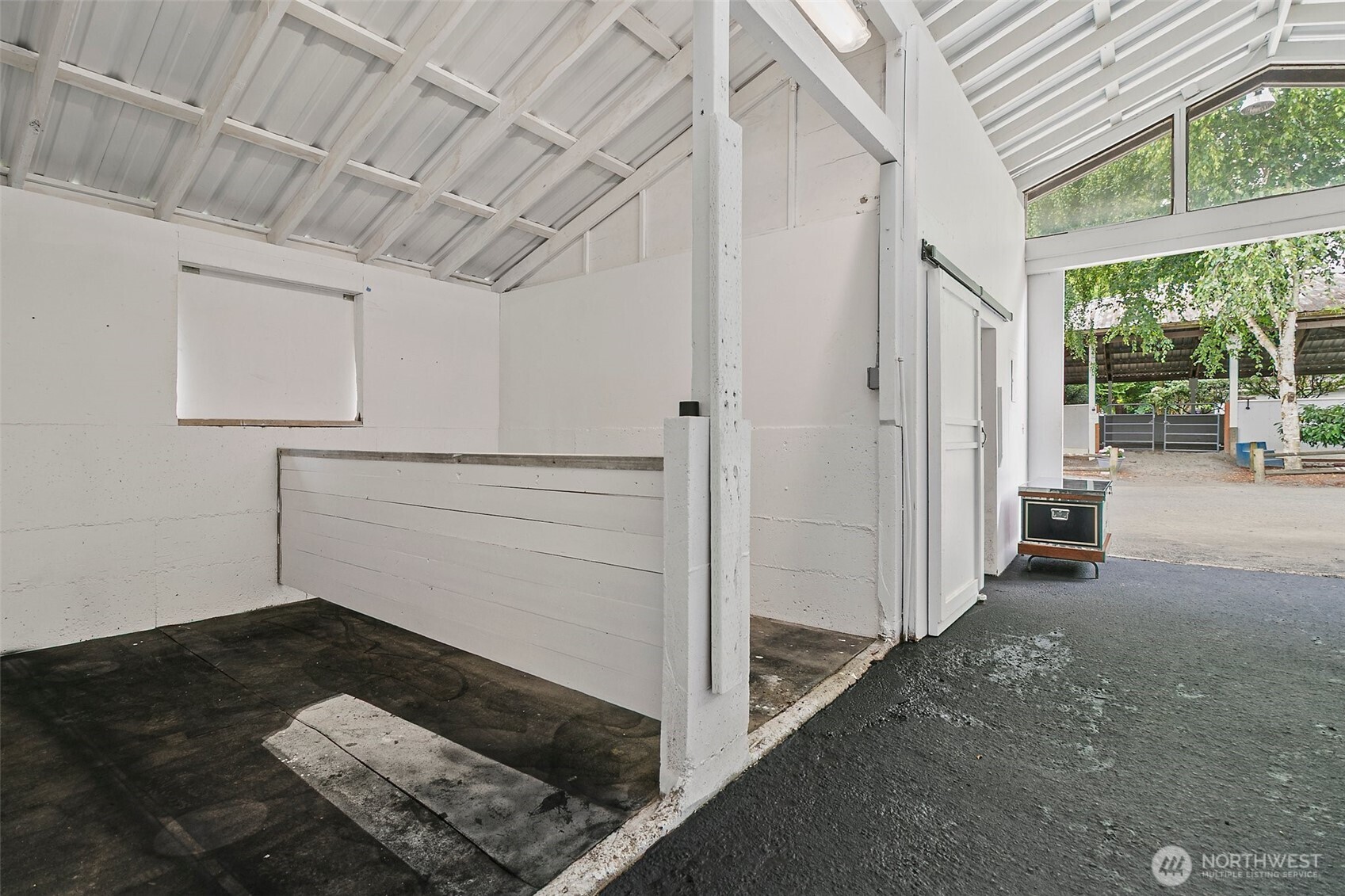 20722 SE 34th Street #2, Sammamish, WA 98075