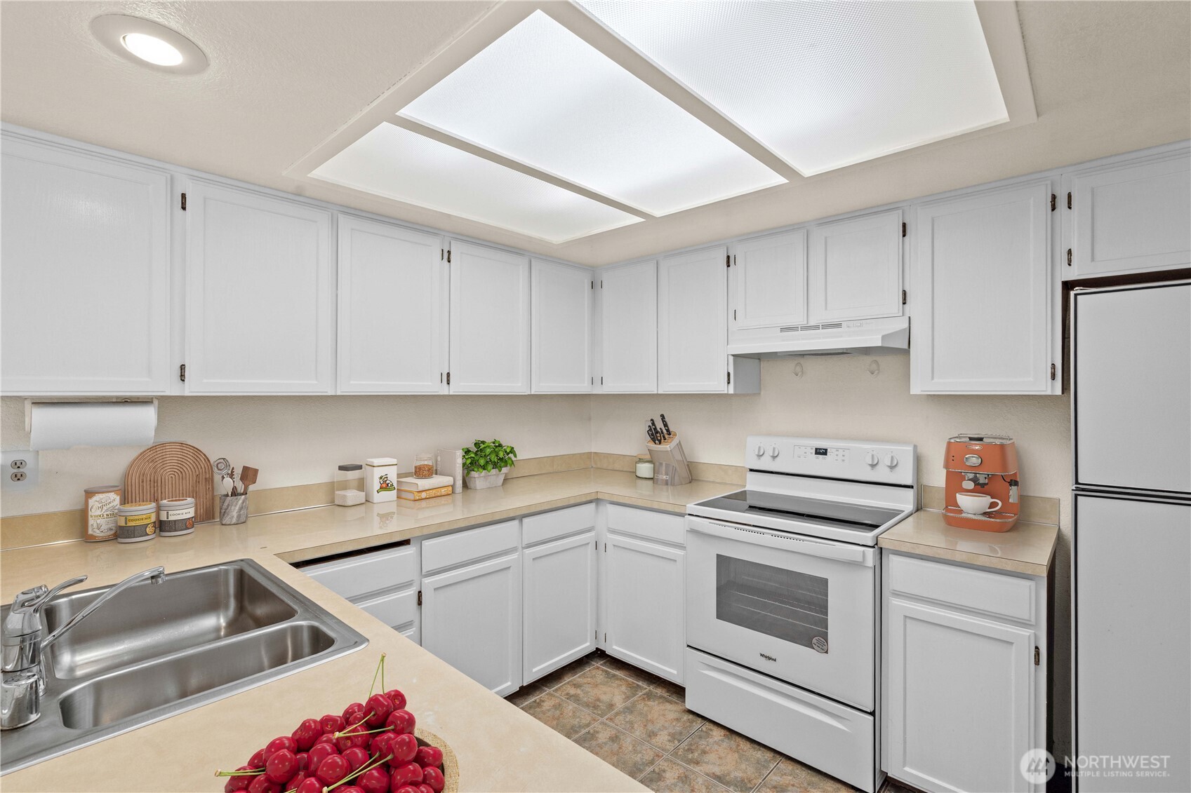 11045 SE 249th Court #2B, Kent, WA 98030