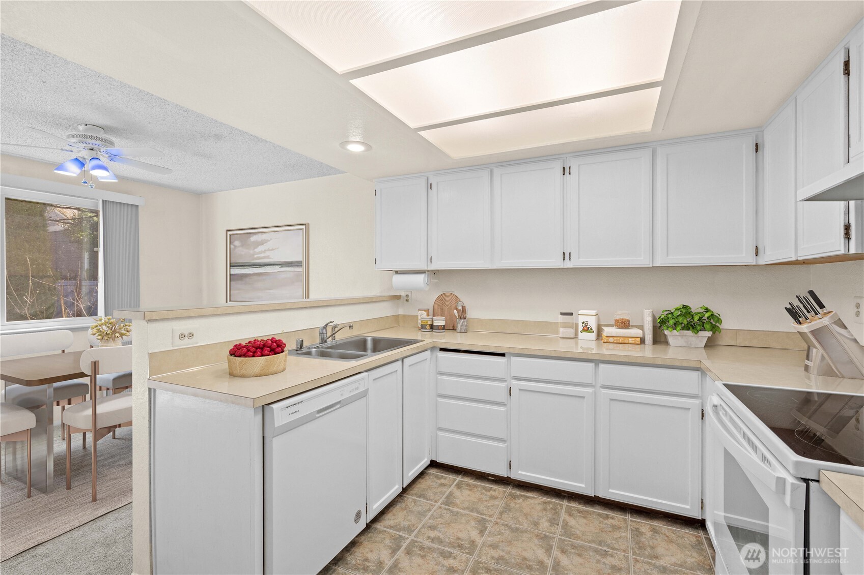 11045 SE 249th Court #2B, Kent, WA 98030