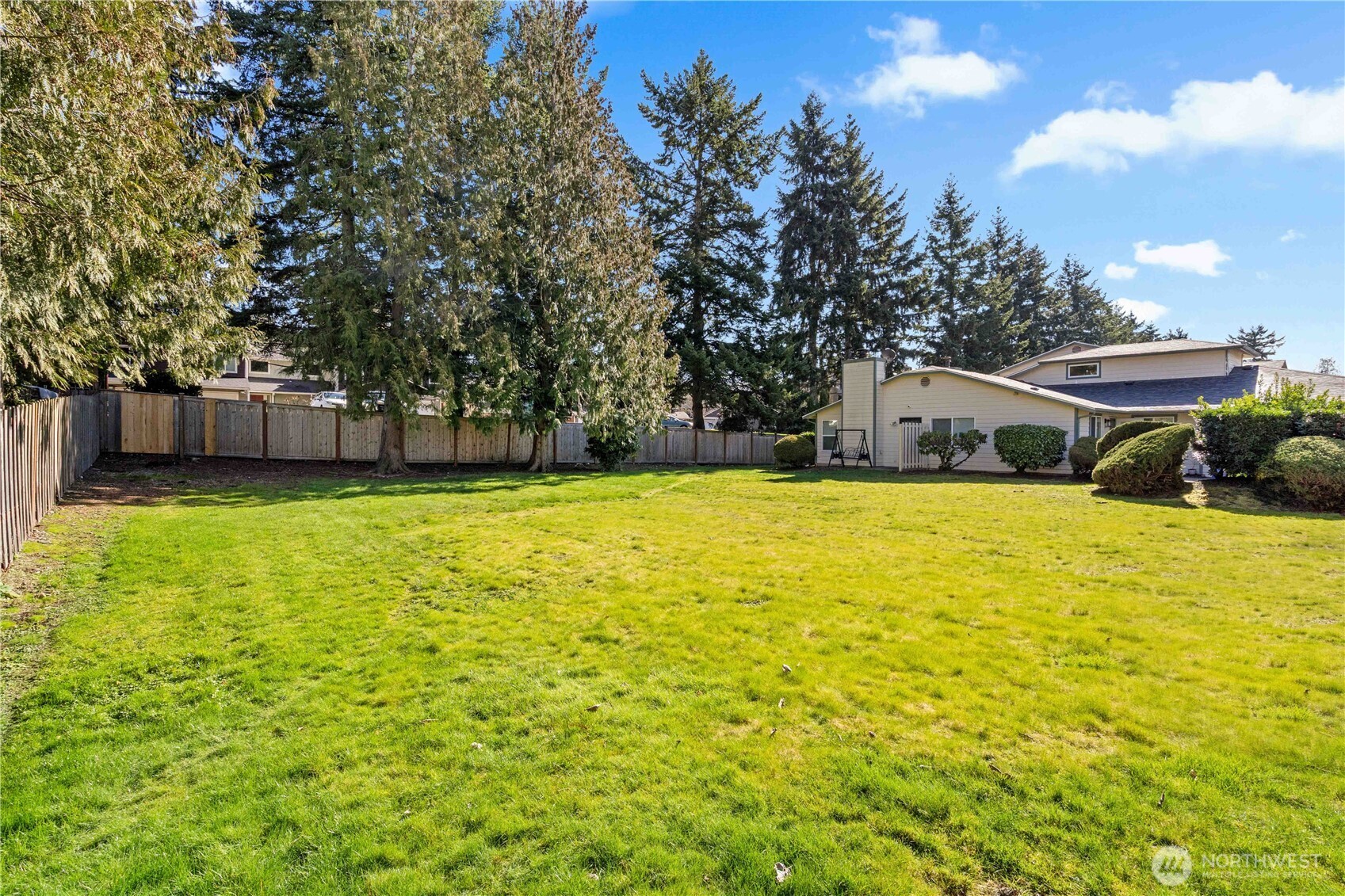 11045 SE 249th Court #2B, Kent, WA 98030