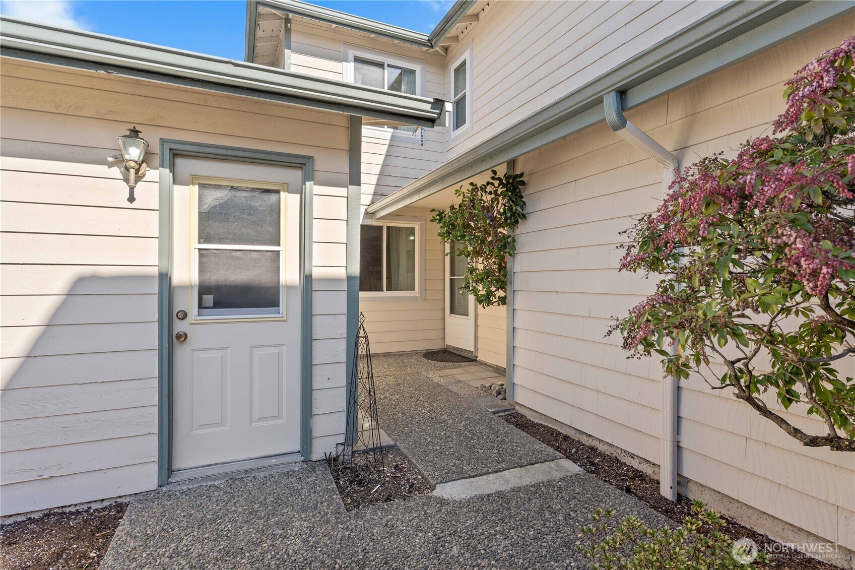 11045 SE 249th Court #2B, Kent, WA 98030