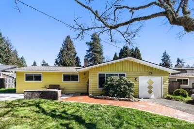 24119 78th Place W, Edmonds, WA 98026-9111